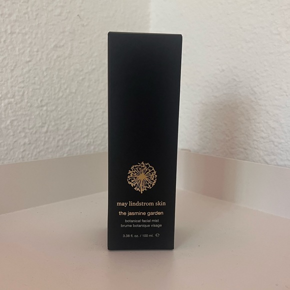 May LindstromThe Jasmine Garden Botanical Facial Mist